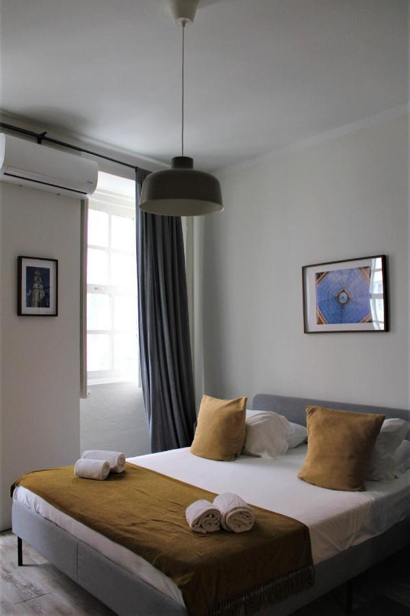 Aparthotel Oporto Entreparedes Exteriör bild
