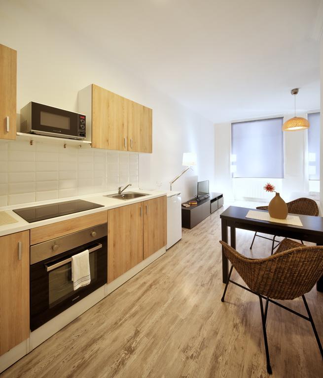Aparthotel Oporto Entreparedes Exteriör bild