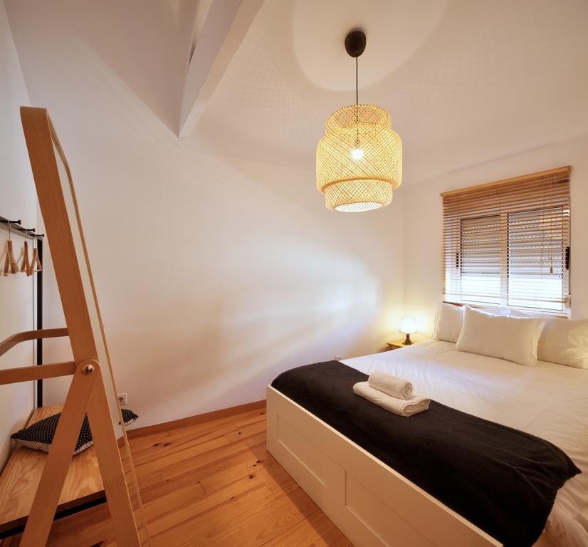Aparthotel Oporto Entreparedes Exteriör bild