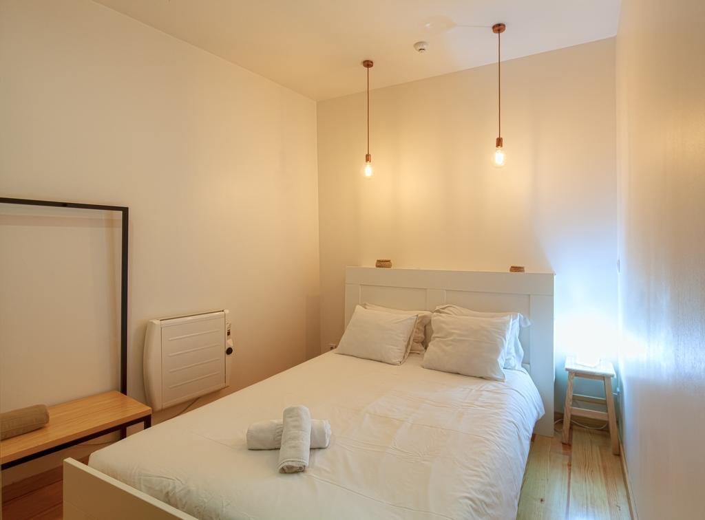 Aparthotel Oporto Entreparedes Exteriör bild