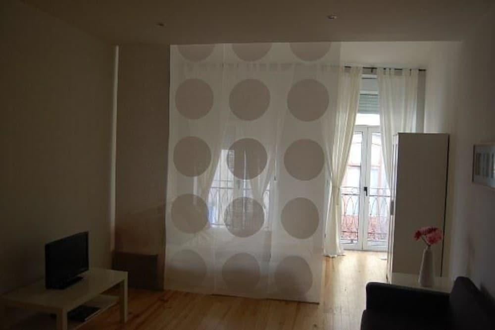 Aparthotel Oporto Entreparedes Exteriör bild